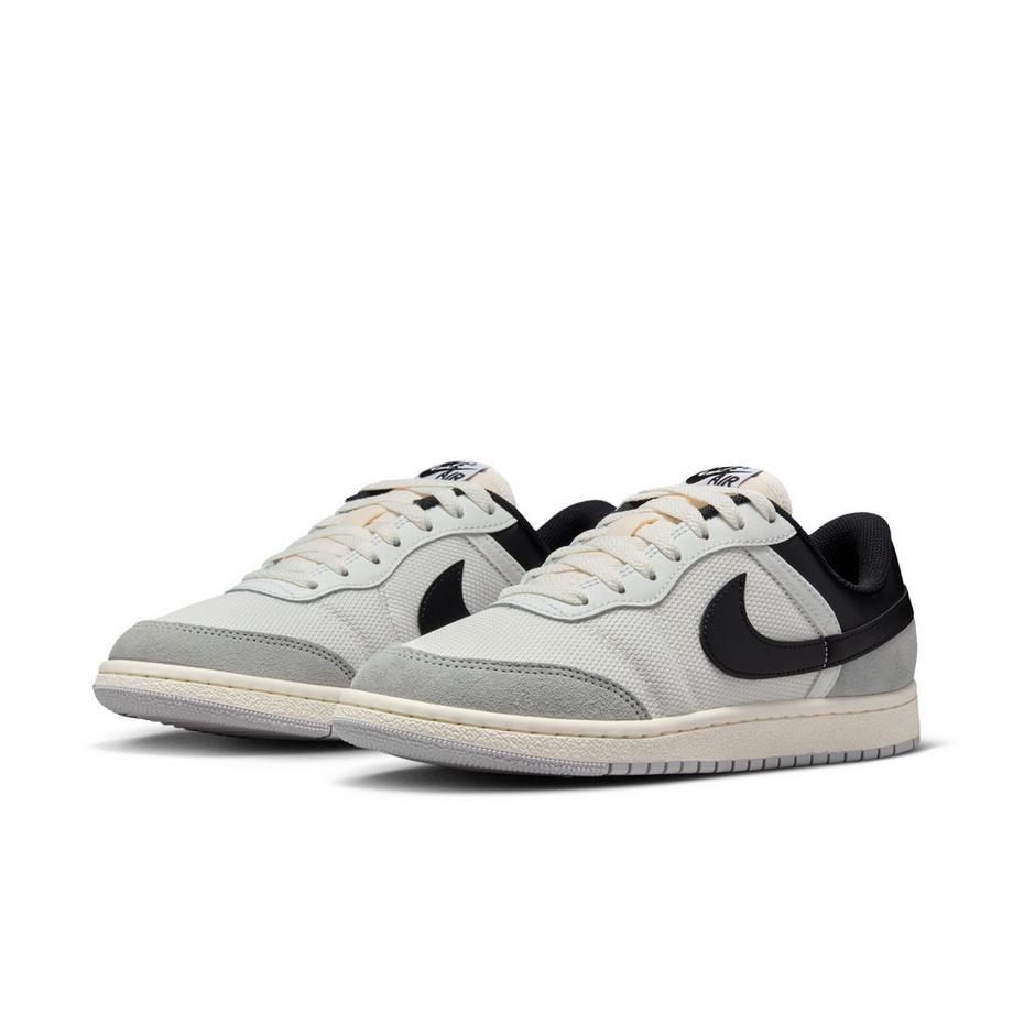 NIKE WMNS AIR JORDAN SKYLINE LOW Sneakers  