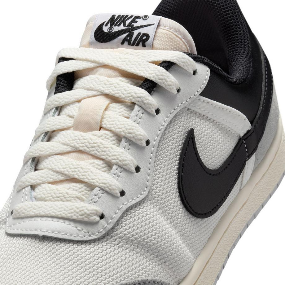 NIKE WMNS AIR JORDAN SKYLINE LOW Sneakers  