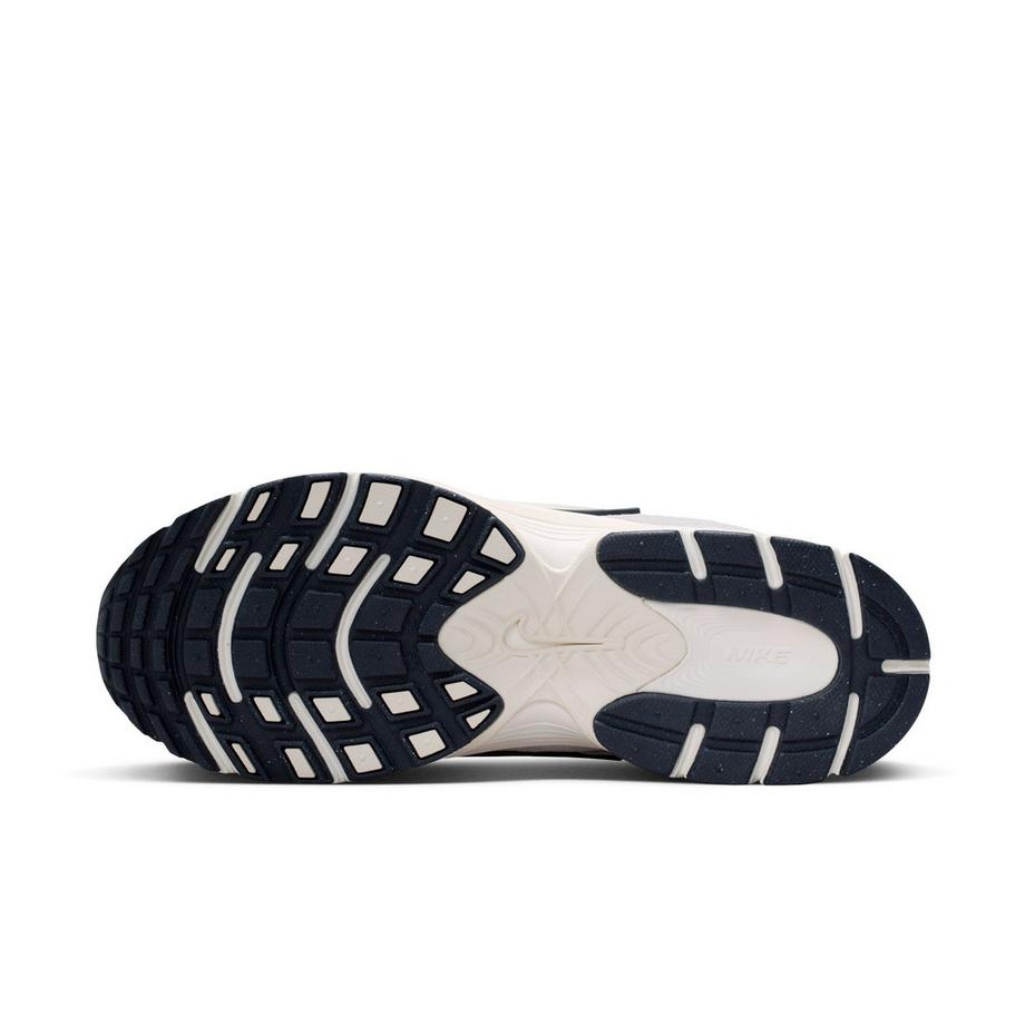 NIKE V5 RNR Suede 2 Low Top Sneakers  