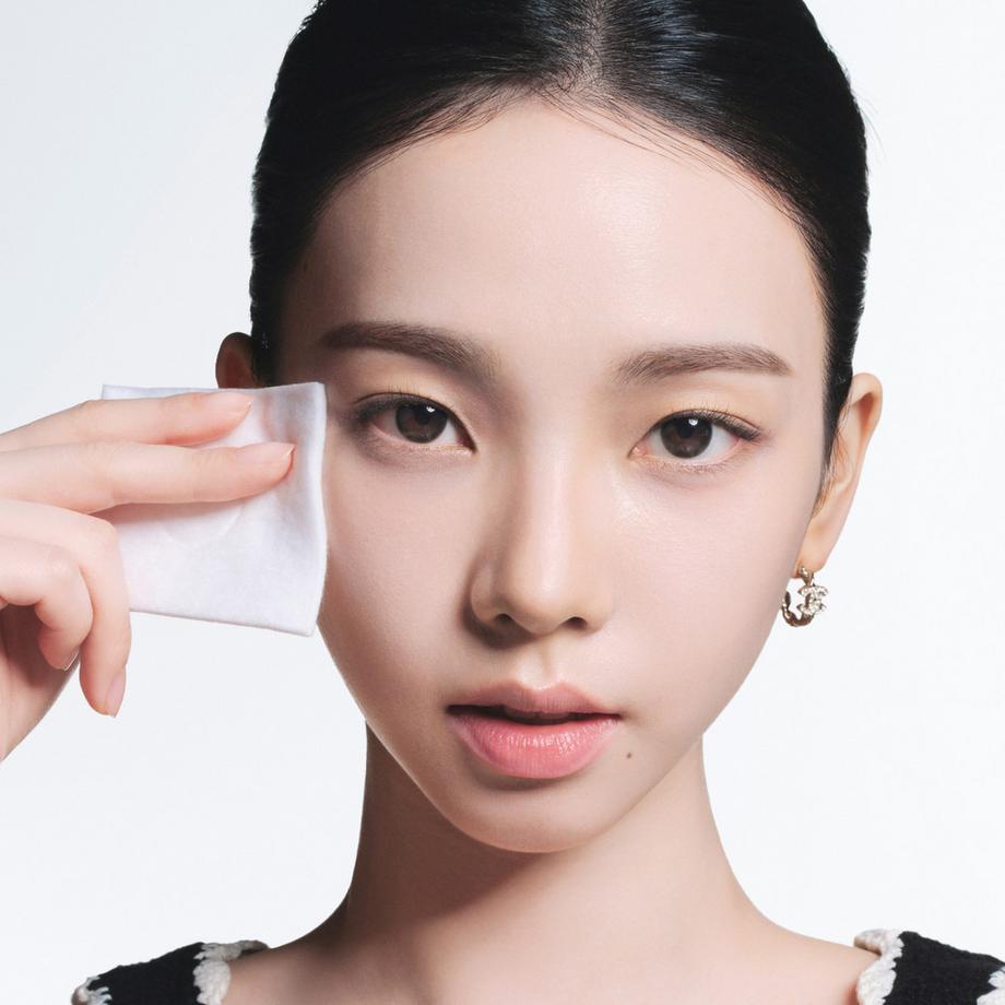 CHANEL DÉMAQUILLANT LACTÉ INTENSE DÉMAQUILLANT DOUX YEUX ET LÈVRES 
