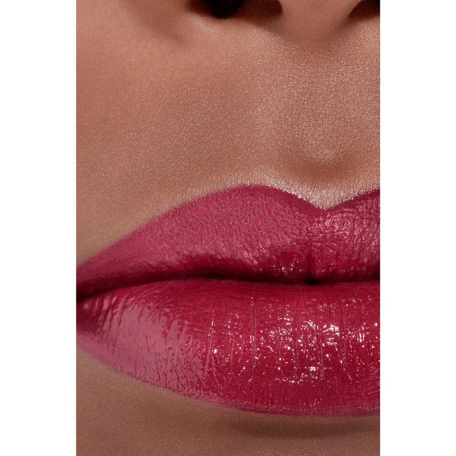 CHANEL  ⁠ SATINIERTER LIPPENSTIFT MIT LANGEM HALT – FEUCHTIGKEITSSPENDENDE UND GLÄTTENDE LIPPENPFLEGE 