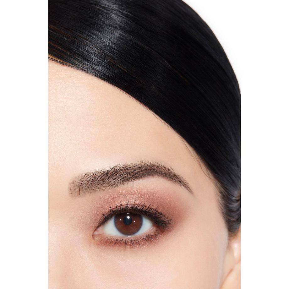 CHANEL LES 4 OMBRES ⁠ LIDSCHATTEN MIT VIELFÄLTIGEN EFFEKTEN 