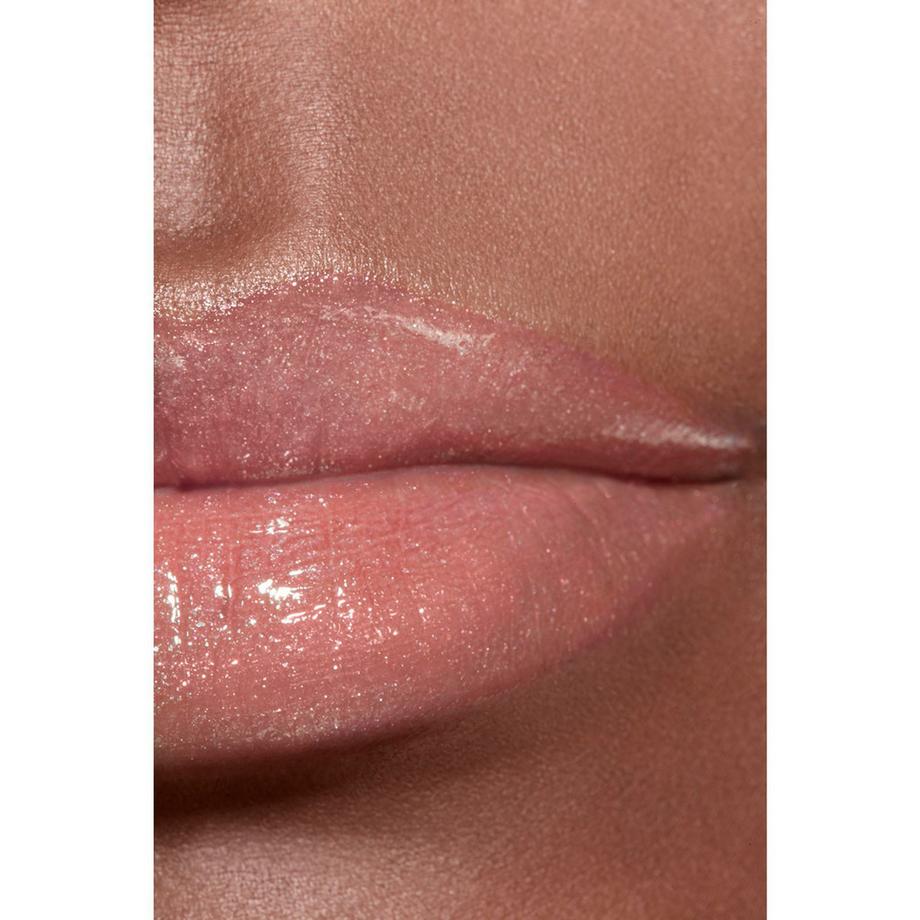 CHANEL v LE GLOSS HAUTE BRILLANCE HYDRATANT ET LISSANT 