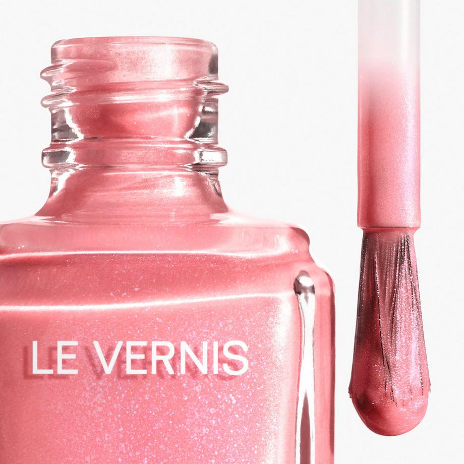 CHANEL LE VERNIS ⁠ LUNGA TENUTA 