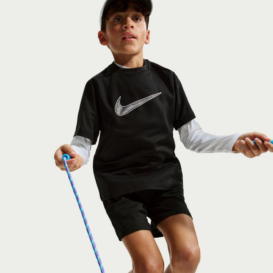 NIKE  T-shirt 
