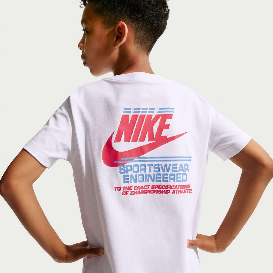NIKE  T-shirt 