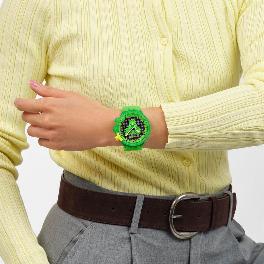 swatch GLOWINGLY GREEN Chronographe 