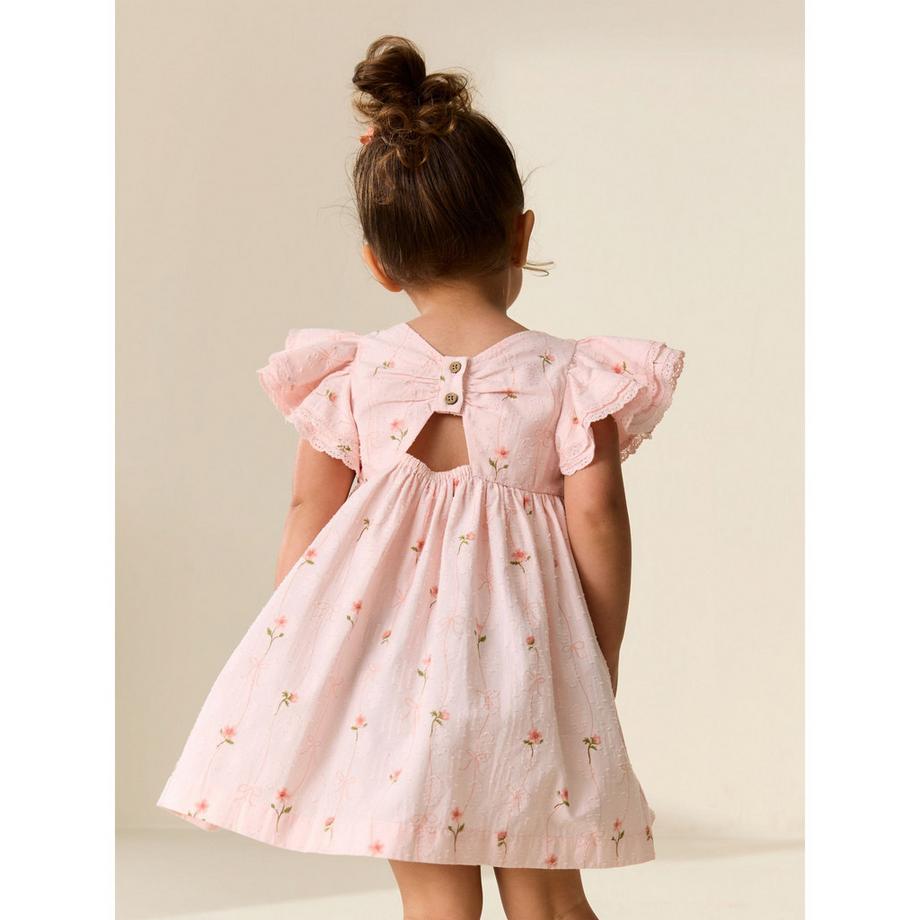 Next  Robe 