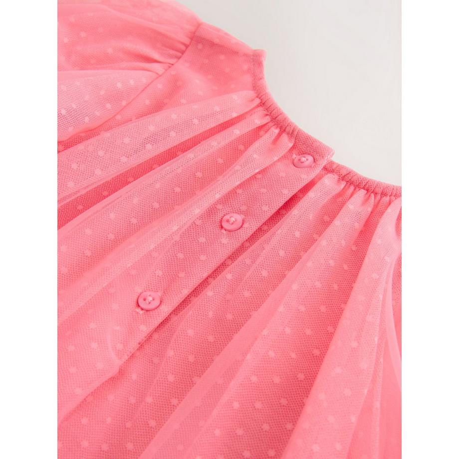 Next  Robe 