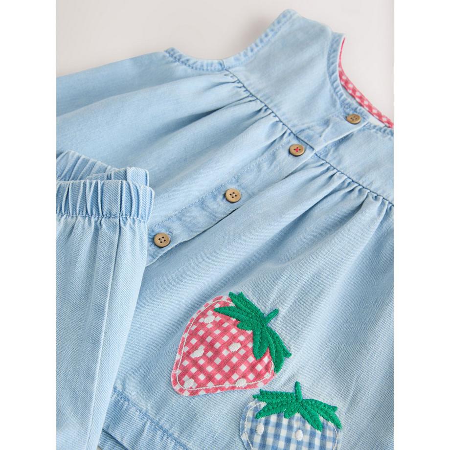 Next  Set: haut & shorts 