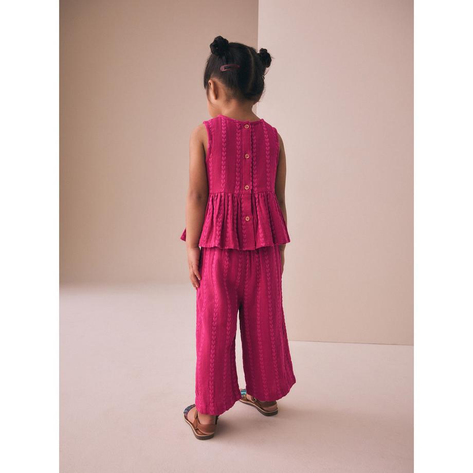 Next  Set: t-shirt e pantaloni 