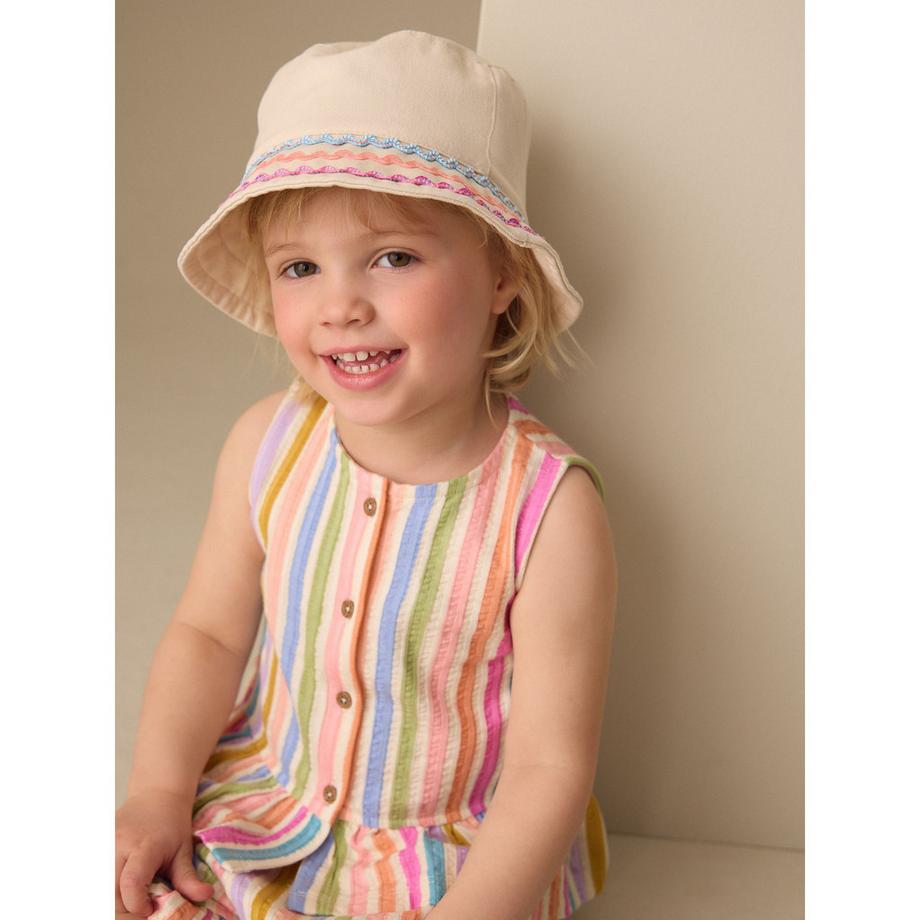 Next  Chapeau Cream 