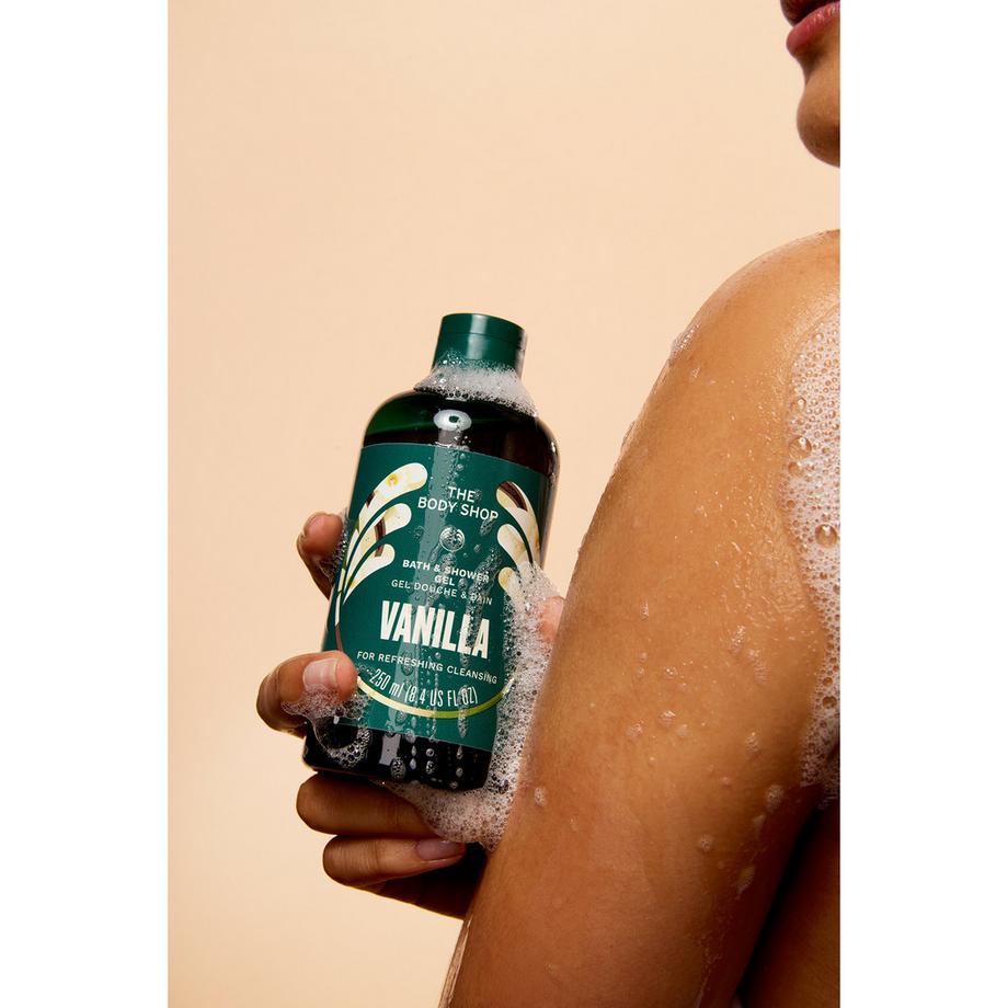 The Body Shop  Vanilla Bath & Shower Gel 