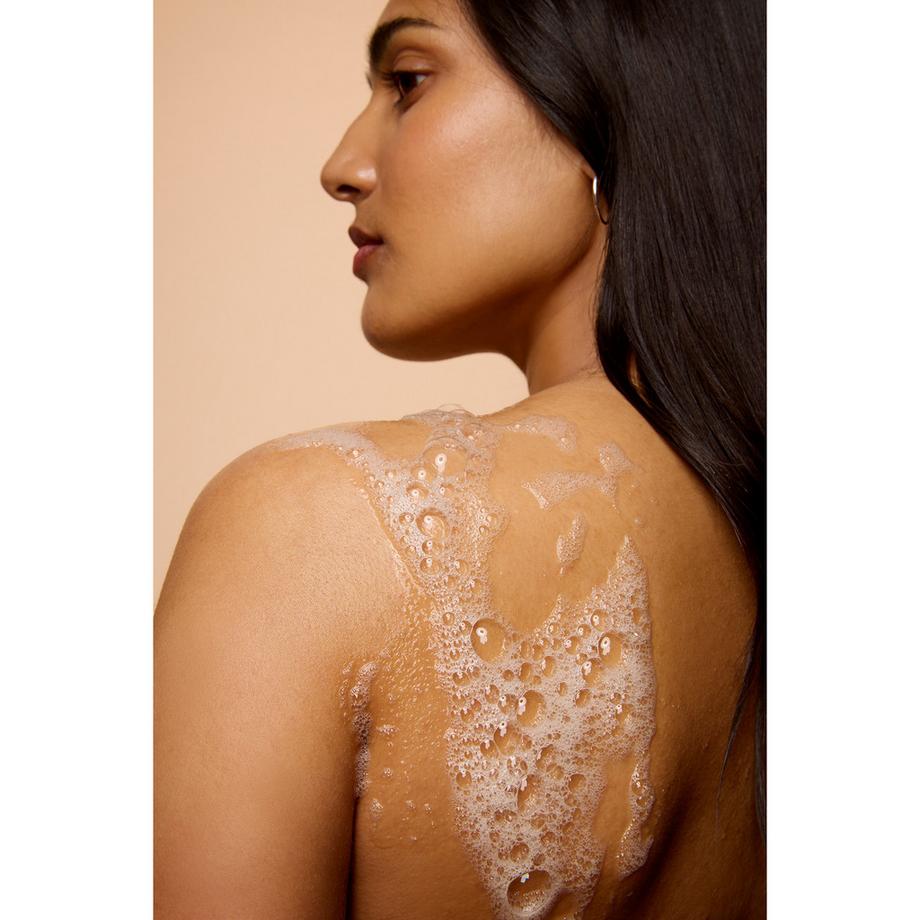 The Body Shop  Vanilla Bath & Shower Gel 