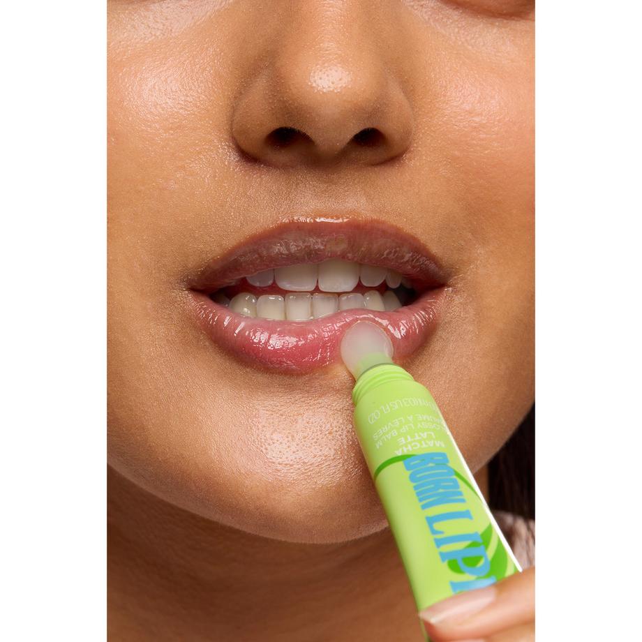 The Body Shop  Born Lippy Matcha Latte 