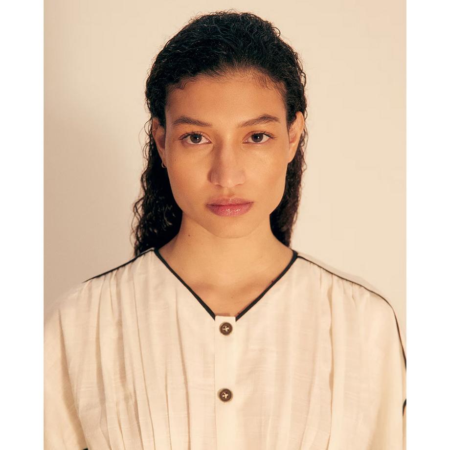 Sfera Blouse plissée avec surpiqûres contrastantes  