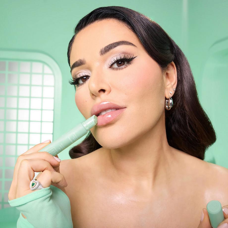 Kayali  Yum Pistachio Gelato Lip Balm - Balsamo labbra 