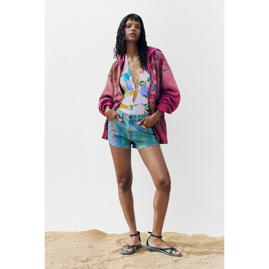 Desigual   