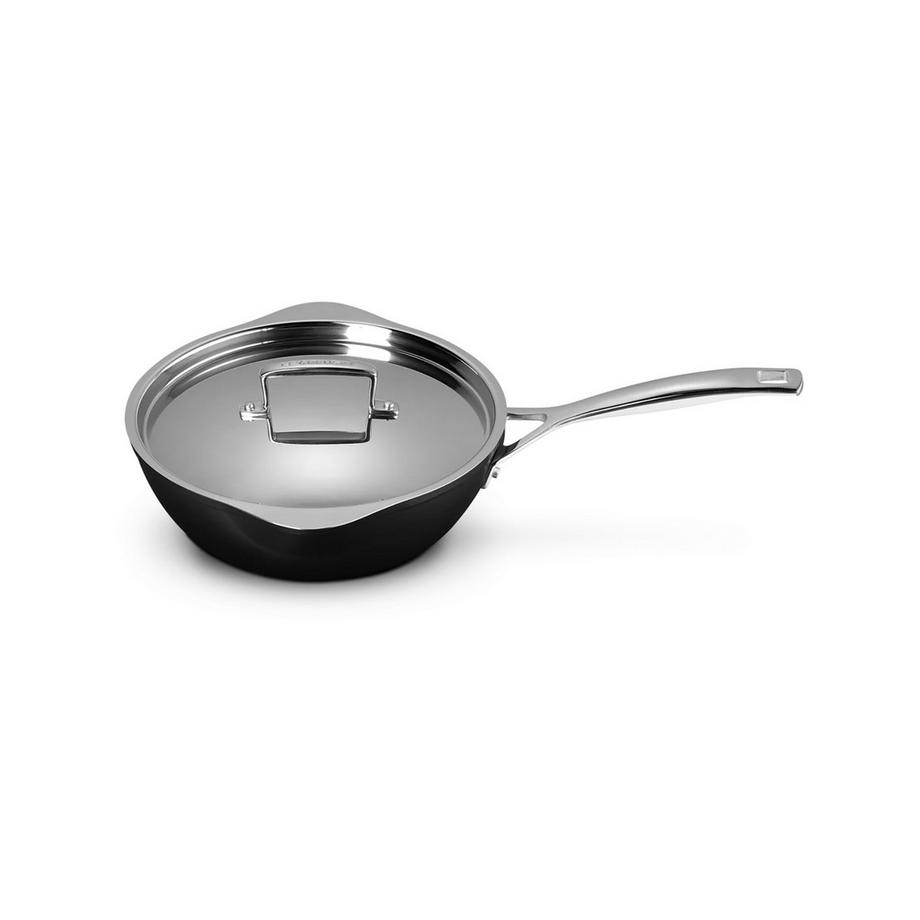 LE CREUSET Sauteuse Essential 