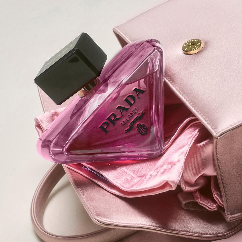 PRADA   