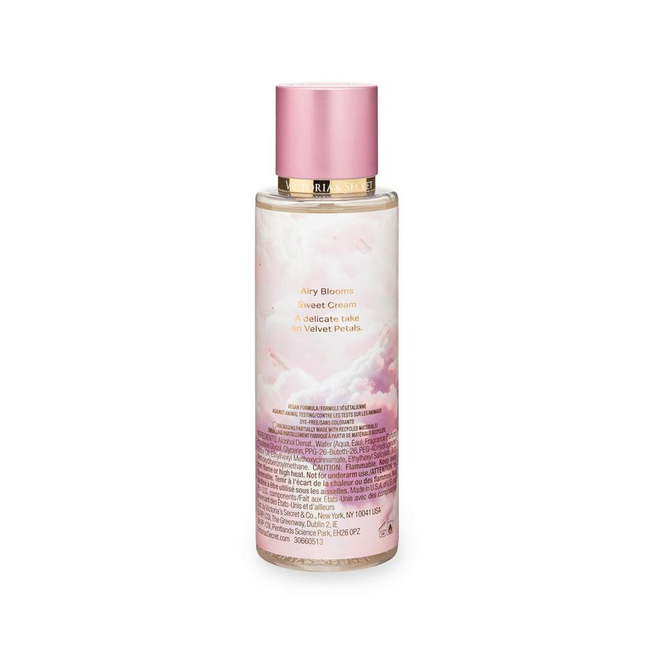 Victoria's Secret  Velvet Petals Daydream Fragrance Mist 