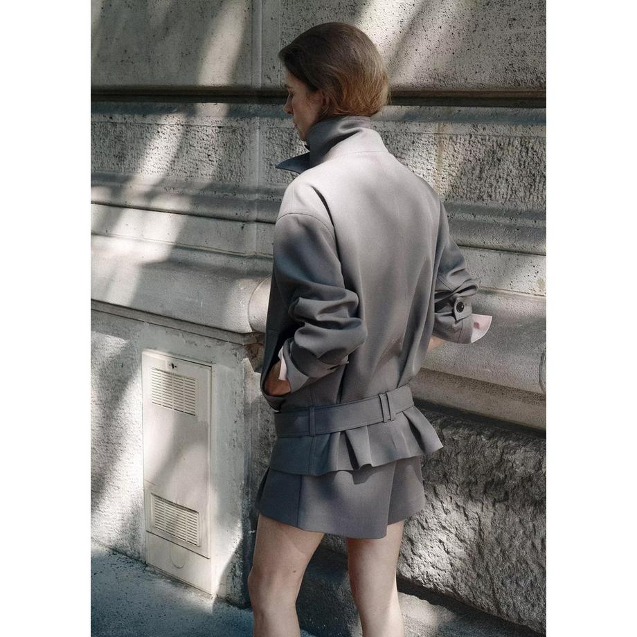 MANGO Dario Veste à double boutonnage avec ceinture et ourlet péplum  