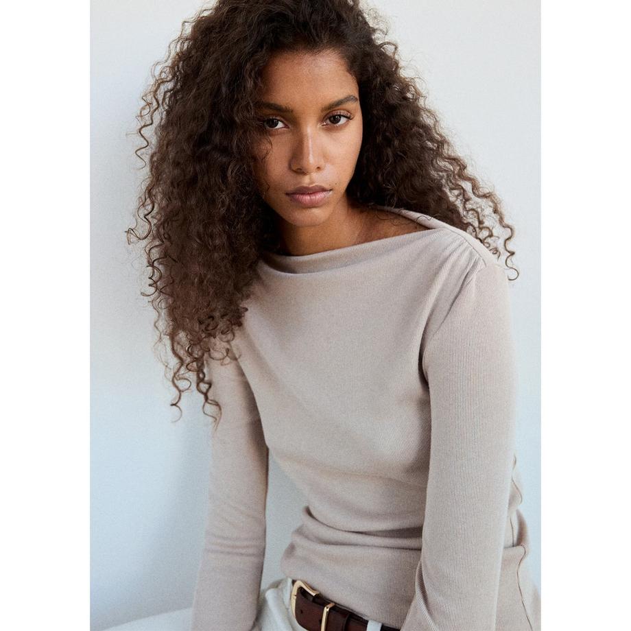 MANGO LILOBAR T-shirt à manches longues avec col asymétrique  