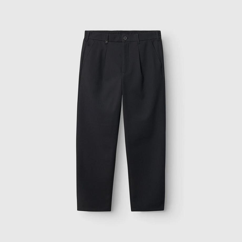 GABBA Pantalon plissé jambe droite  