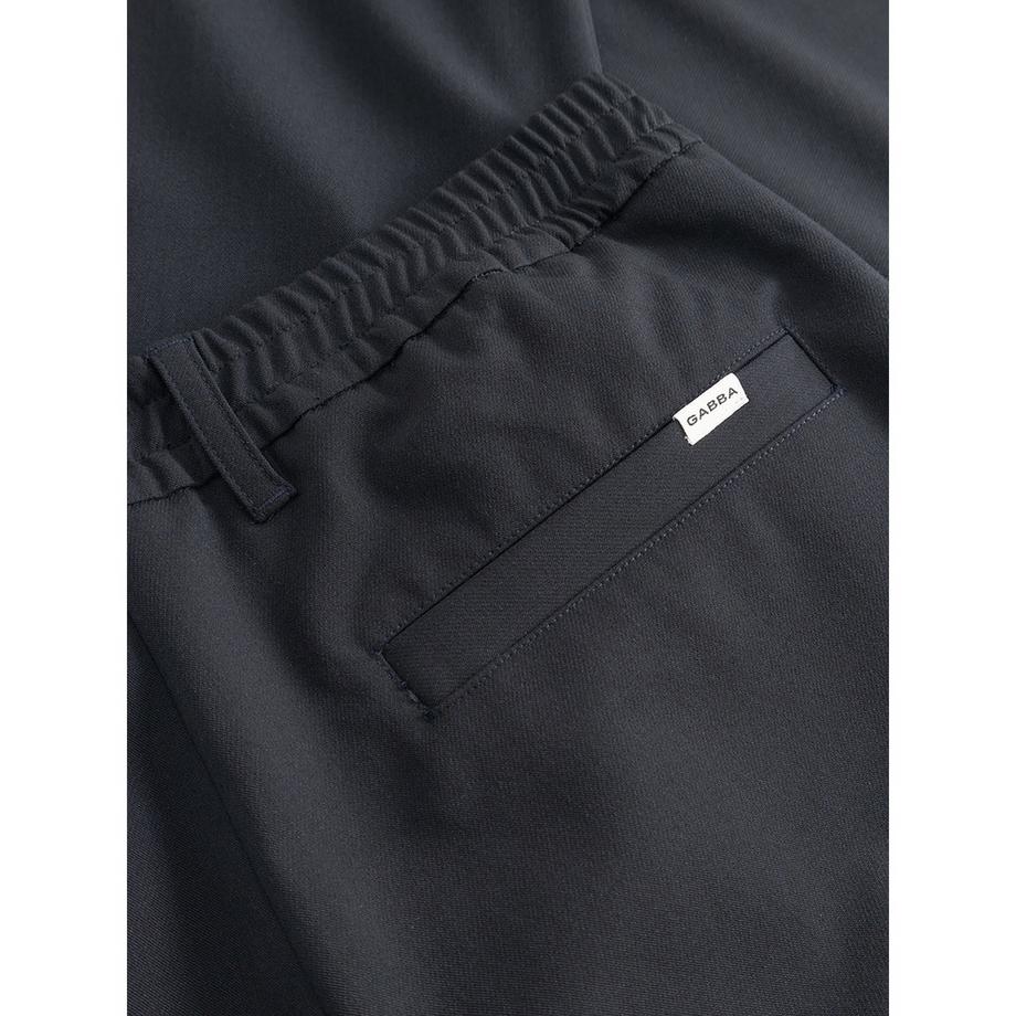 GABBA Pantalon plissé jambe droite  