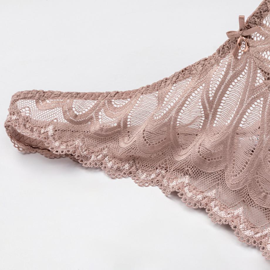 LASCANA String Comfort Lace  