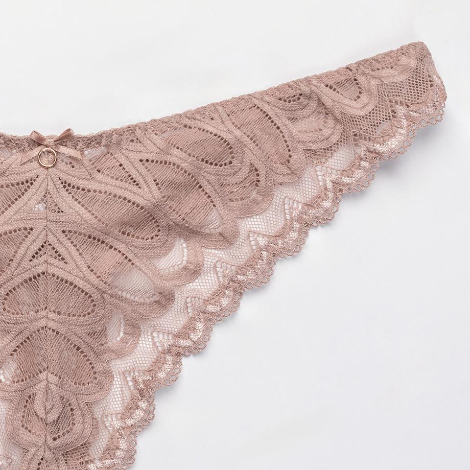 LASCANA String Comfort Lace  