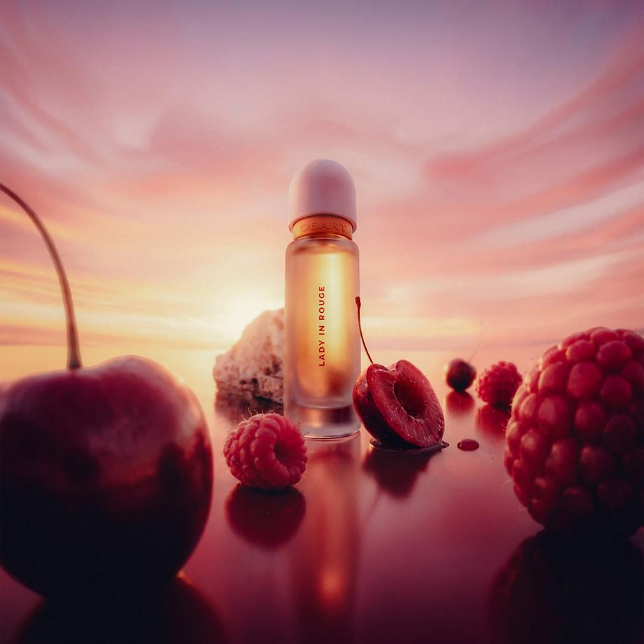 OBART Lady in Rouge Eau de Parfum mit fruchtigen und amberartigen Noten  