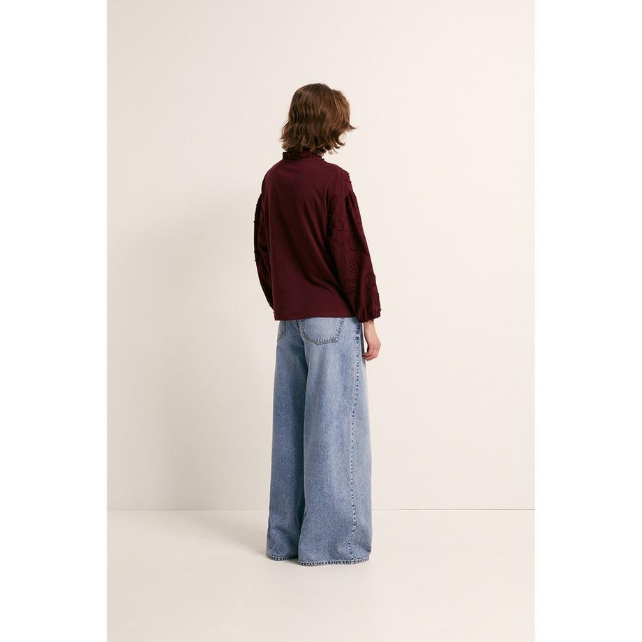 Sfera T-shirt ricamato floreale con collo arricciato  