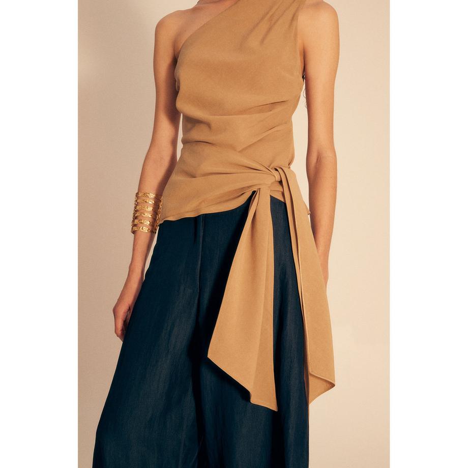 Sfera Ein-Schulter-Wrap-Top  