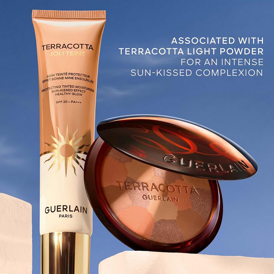 Guerlain  Terracotta La Poudre Bronzante - 96% di ingredienti di origine naturale 