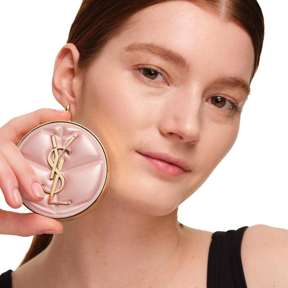 YSL  Skin Affair Soft Glow Cushion Foundation 