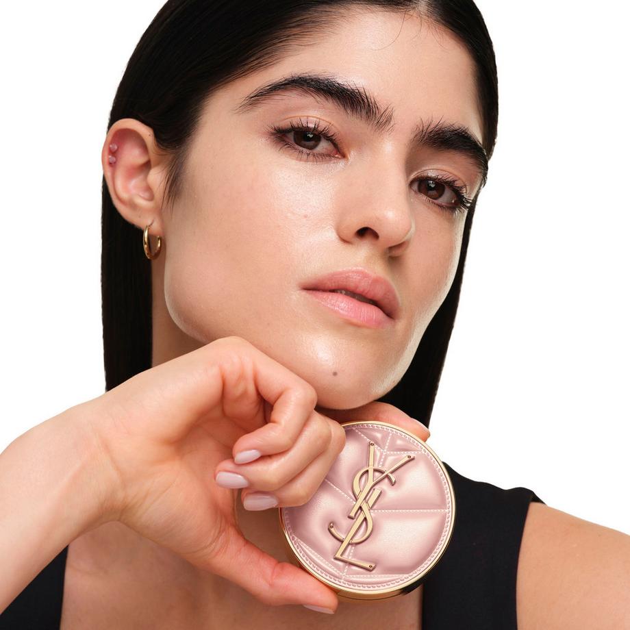 YSL  Skin Affair Soft Glow Cushion Foundation 