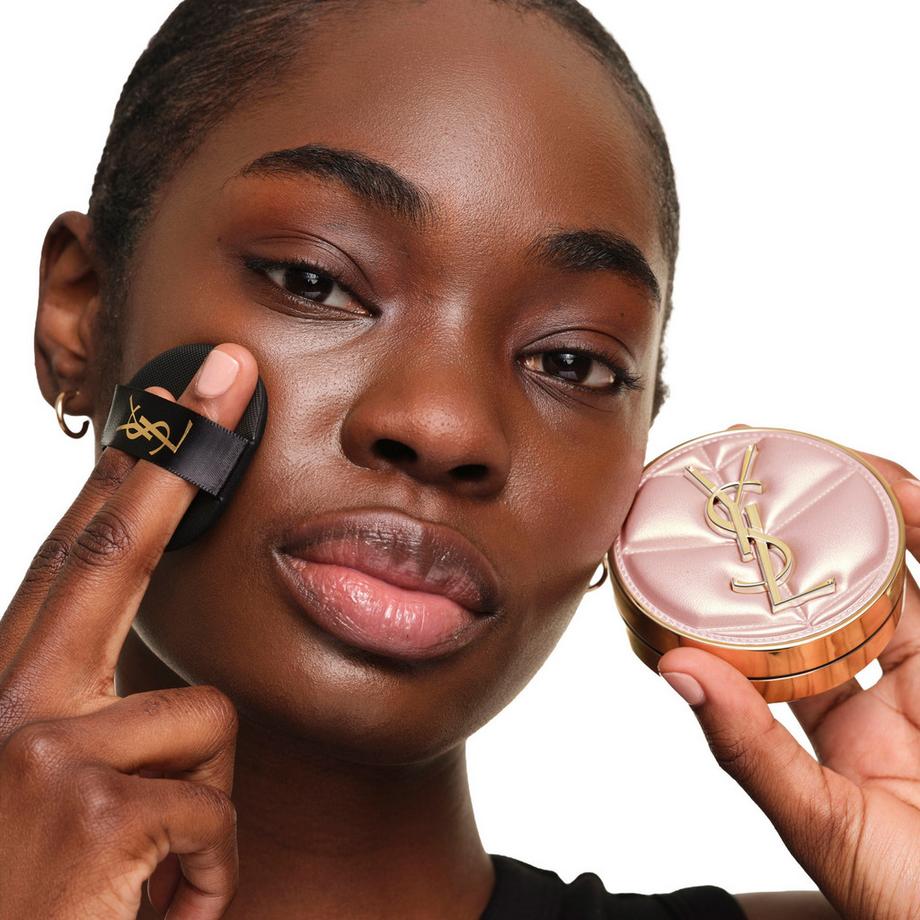 YSL  Skin Affair Soft Glow Cushion Foundation 