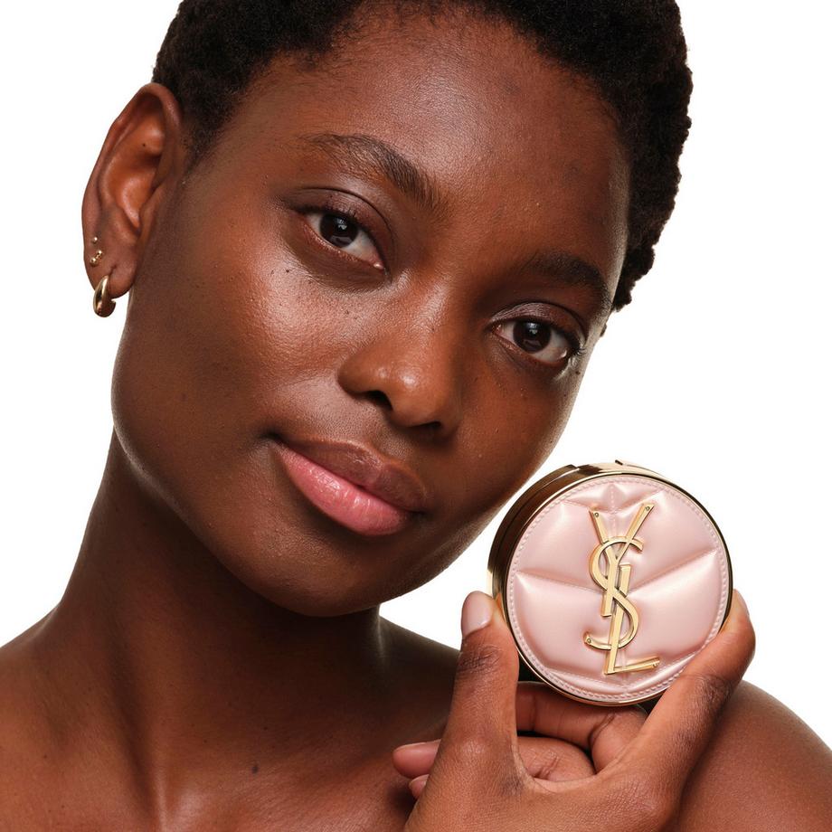 YSL  Skin Affair Soft Glow Cushion Foundation 