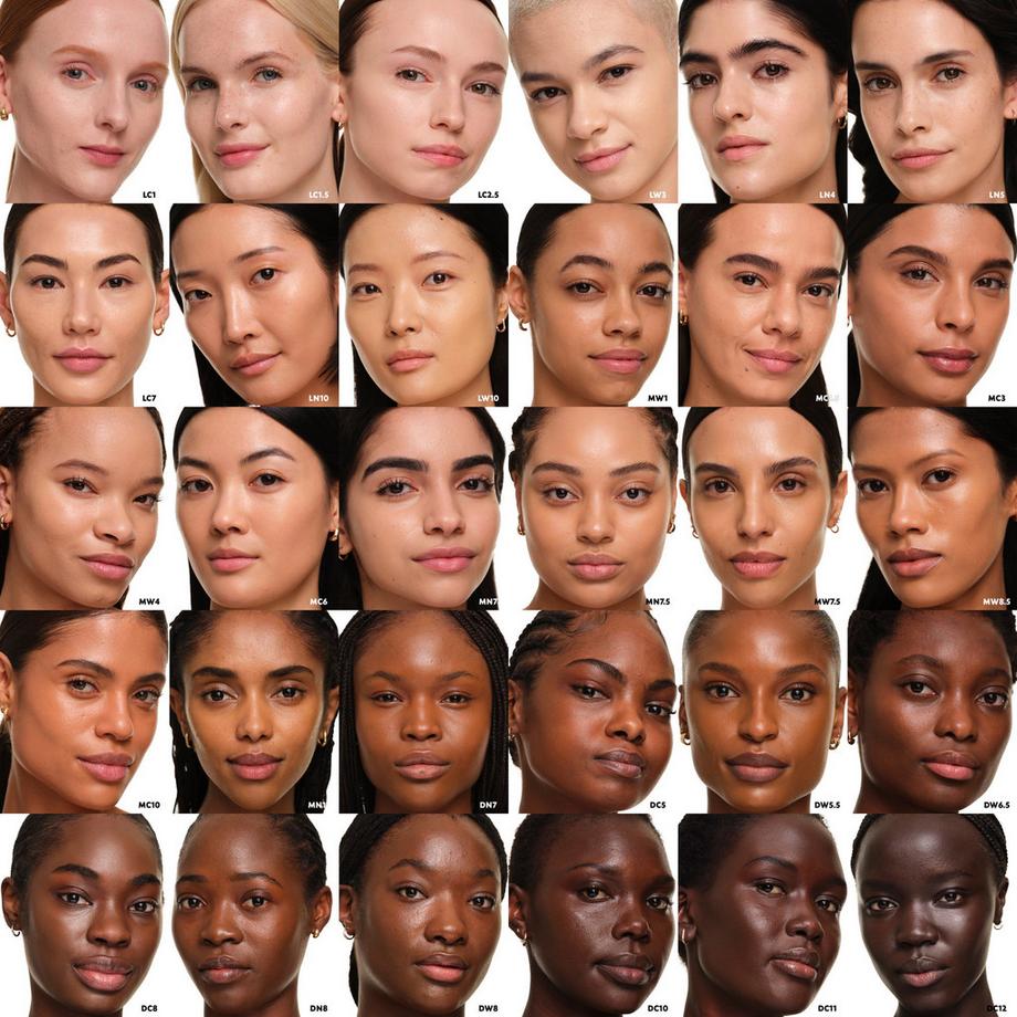 YSL  Skin Affair Soft Glow Cushion Foundation 