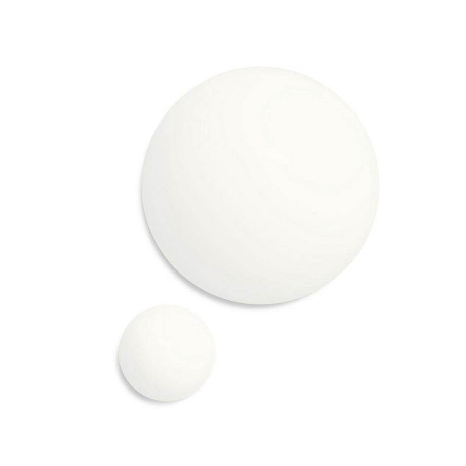 CHANEL ÉCLAT PREMIER BRIGHT MILKY ESSENCE ⁠ ESSENCE LACTÉE UNIFIANTE ET ILLUMINATRICE 