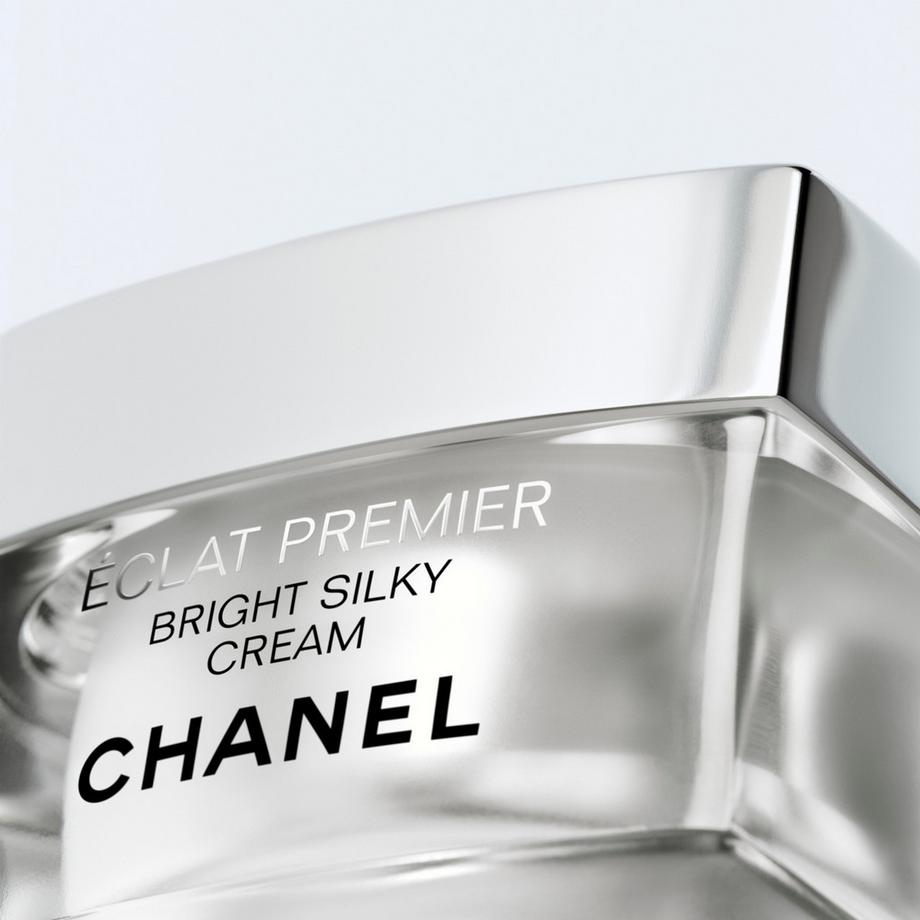 CHANEL ÉCLAT PREMIER BRIGHT SILKY CREAM ⁠ CREMA ILLUMINANTE, UNIFORMANTE E LENITIVA  