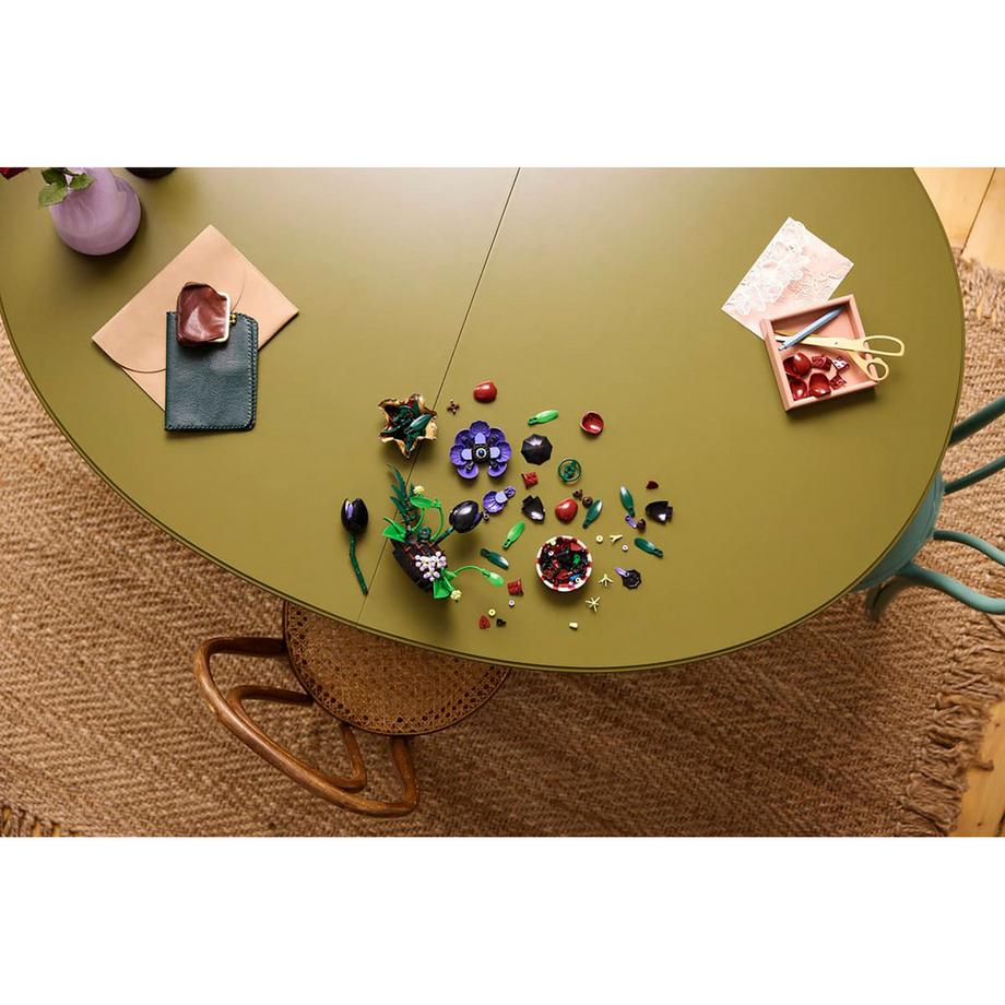 LEGO®  11513 Dunkles Blumengesteck 
