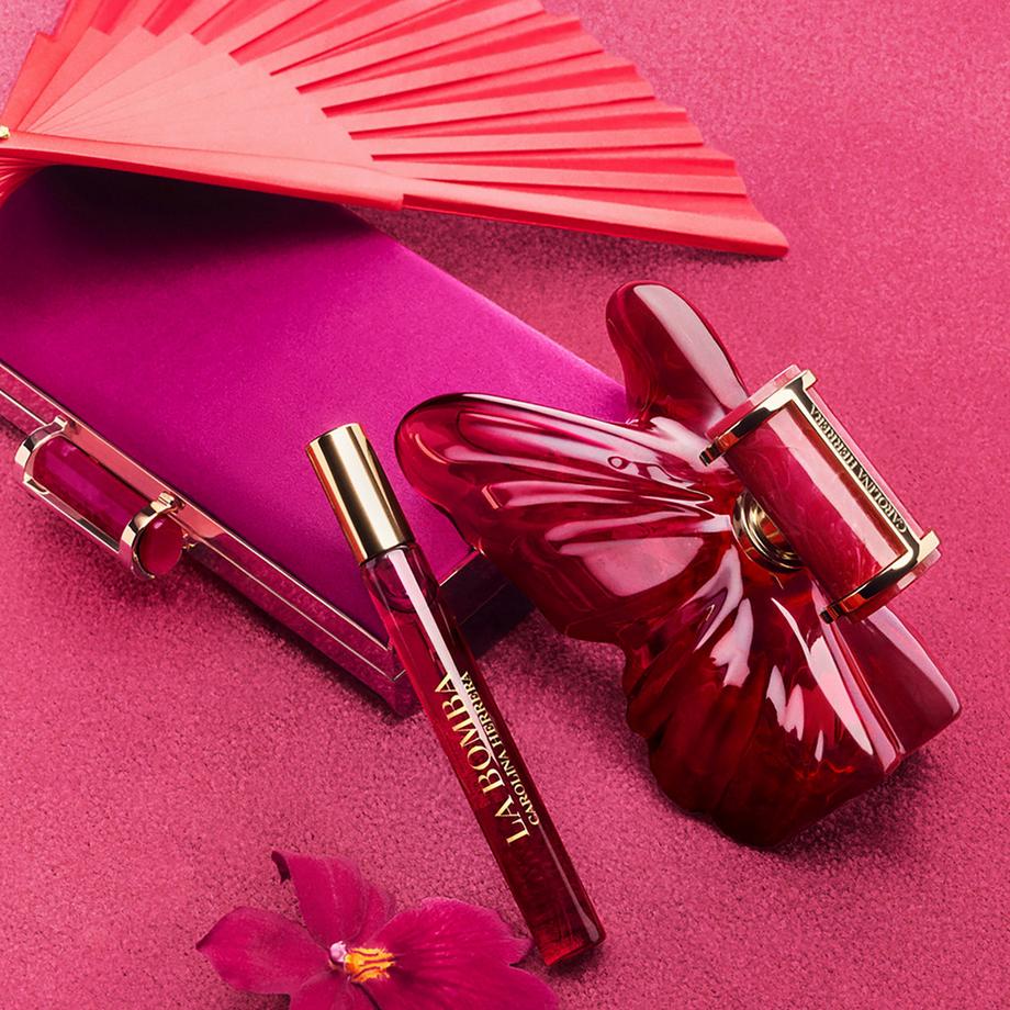 CAROLINA HERRERA   