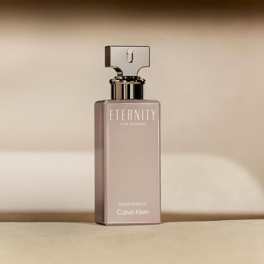 Calvin Klein  Eternity for Women Suede Essence Parfum 