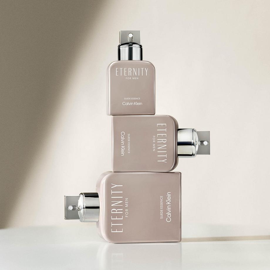 Calvin Klein  Eternity for Men Suede Essence Parfum  