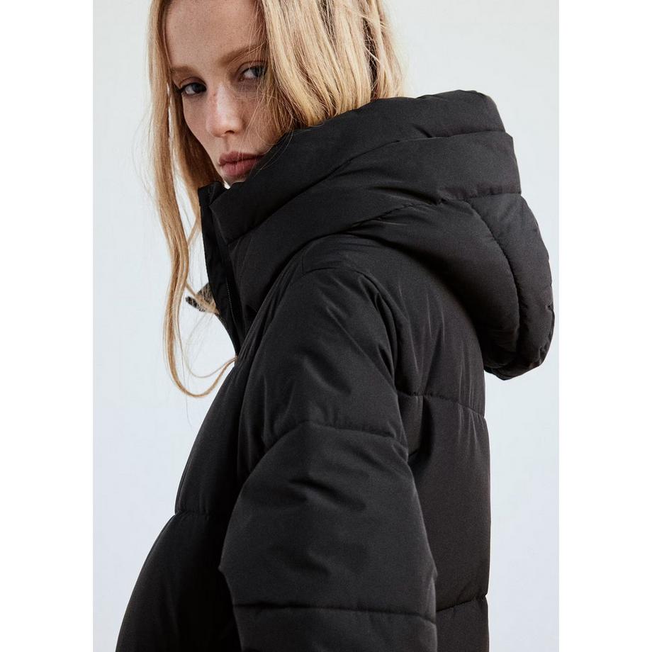 MANGO Anorak imbottito Tokyo con cappuccio  