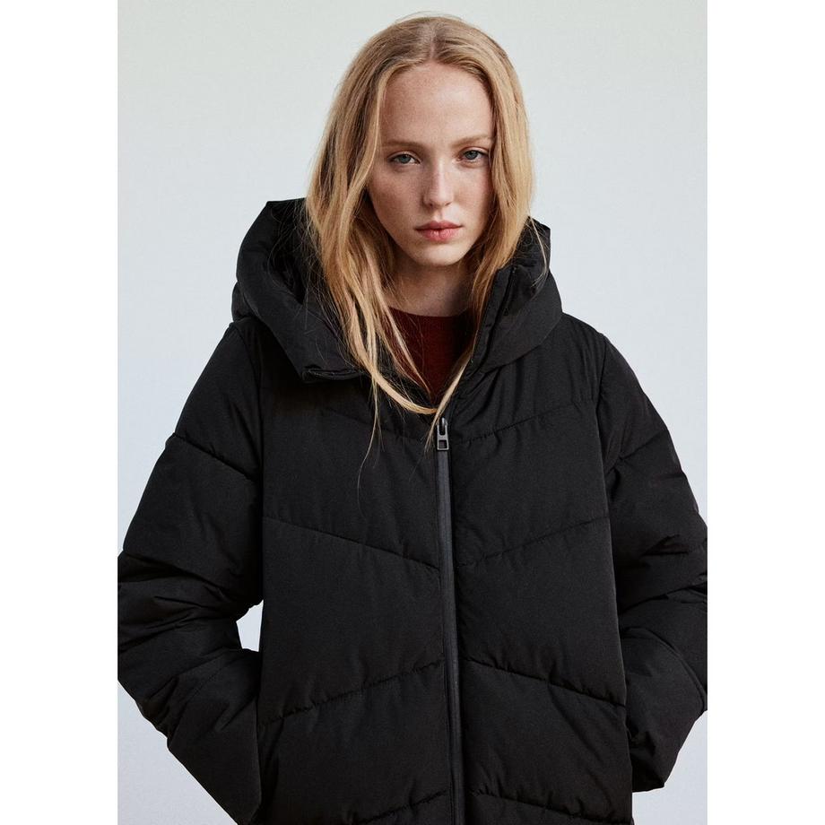 MANGO Anorak imbottito Tokyo con cappuccio  