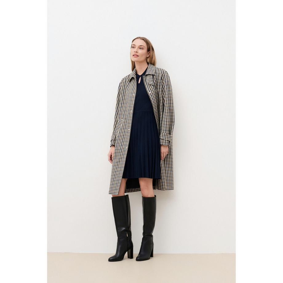 Caroll Geknöpftes Kleid mit Plissee-Rock und Schlüsselloch-Ausschnitt  