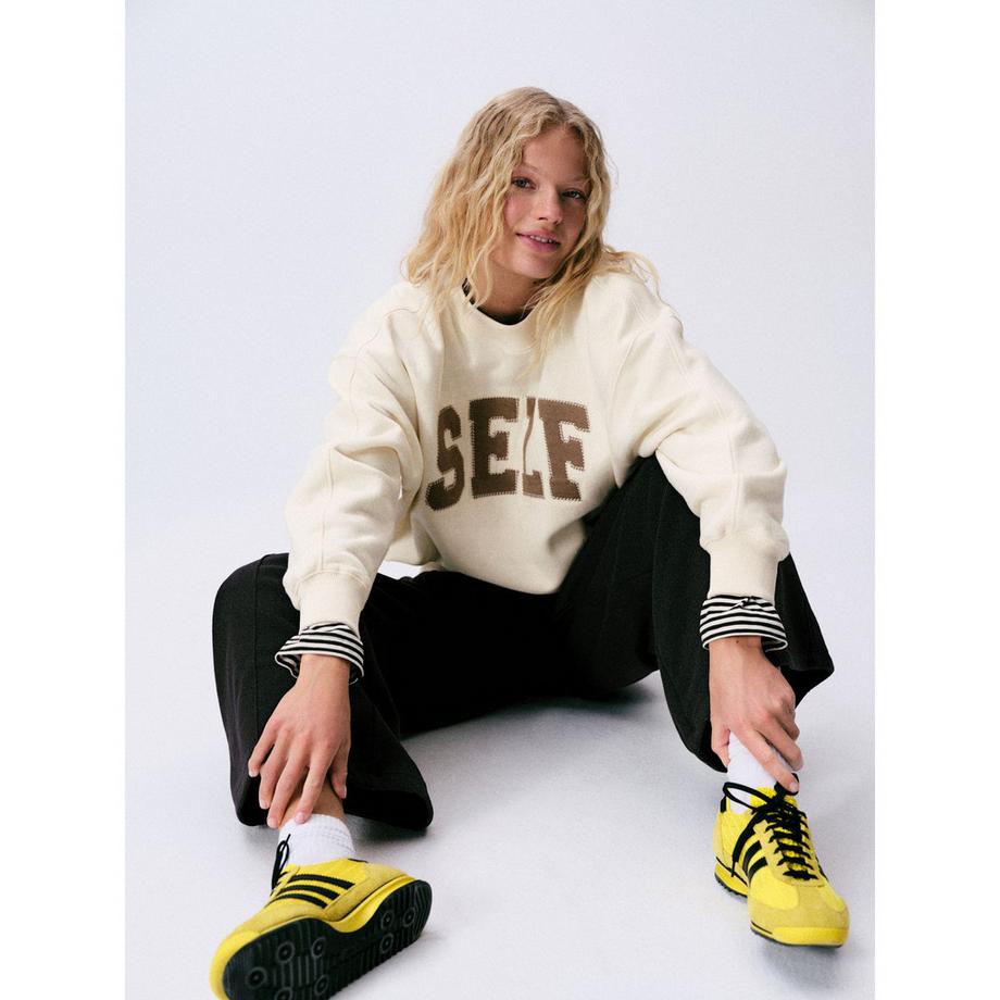 Self. SLOGAN SWEAT Sweat-shirt 